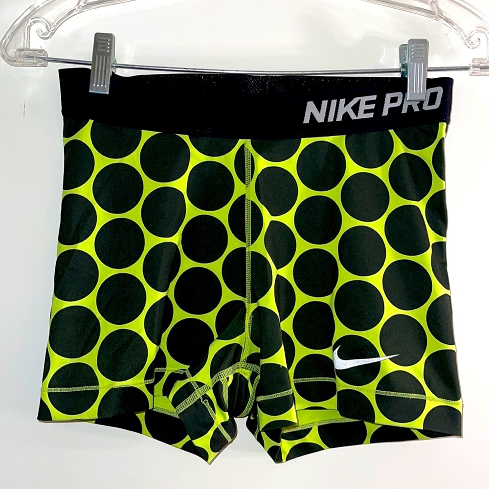 NikePro Women’s Athletic Shorts Spandex